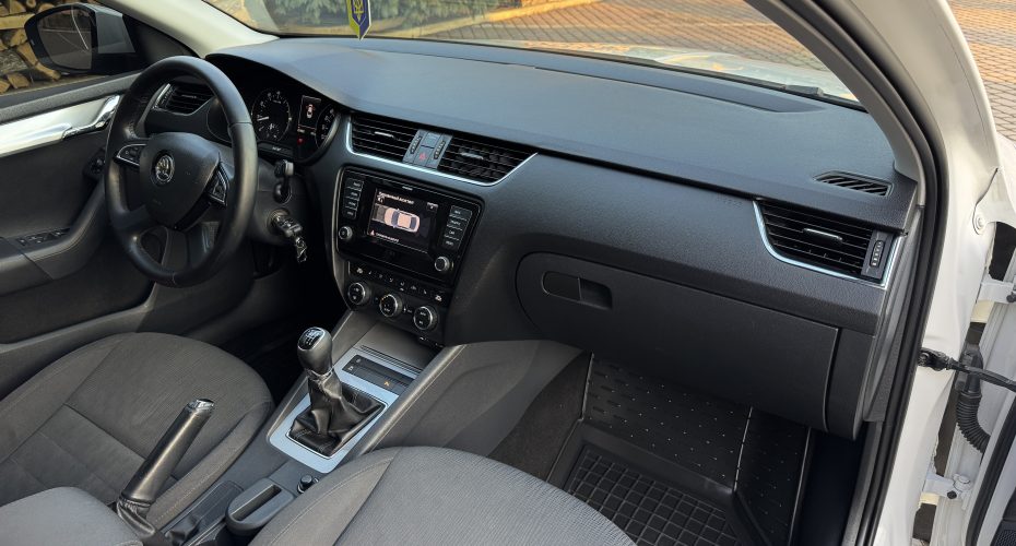 Skoda Octavia A7 продається за 11 300$