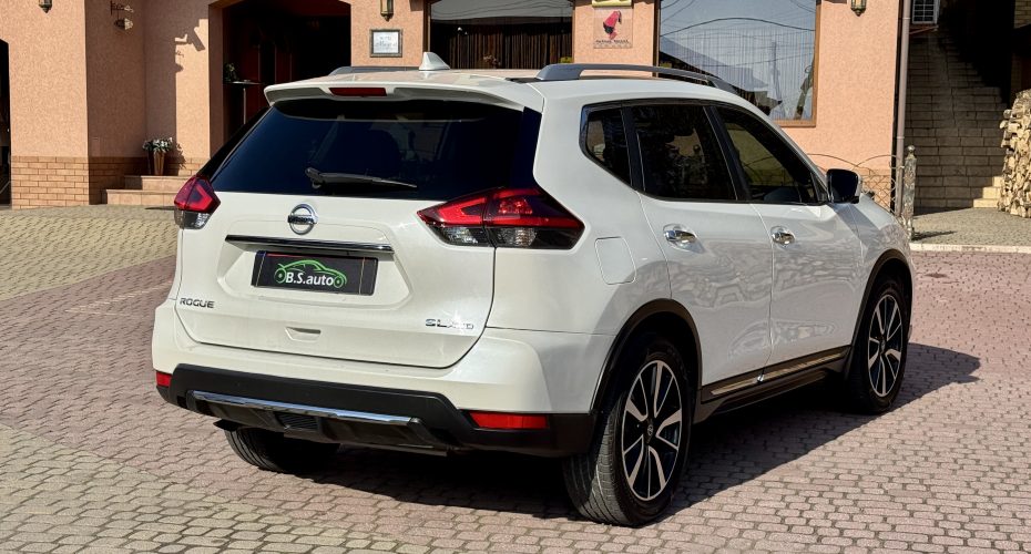 Nissan Rogue SL 2018 продається за 17 900$