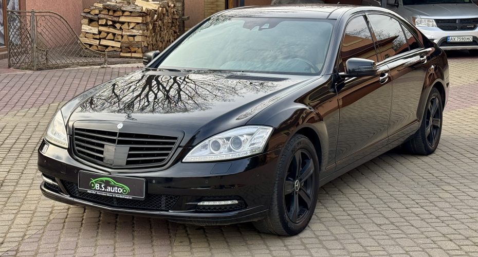 Mercedes-Benz S-Class 2011 продається за 18 500$