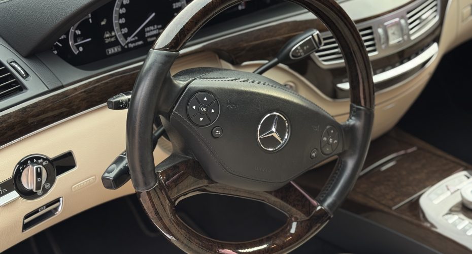 Mercedes-Benz S-Class 2011 продається за 18 500$