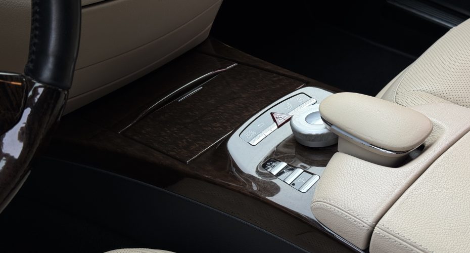 Mercedes-Benz S-Class 2011 продається за 18 500$