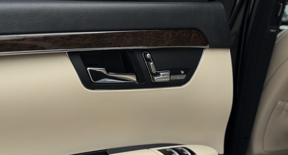 Mercedes-Benz S-Class 2011 продається за 18 500$