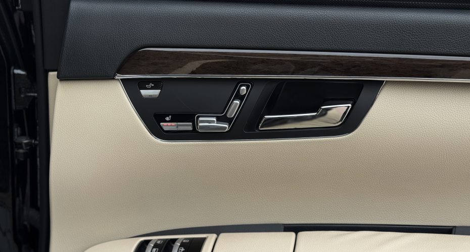 Mercedes-Benz S-Class 2011 продається за 18 500$