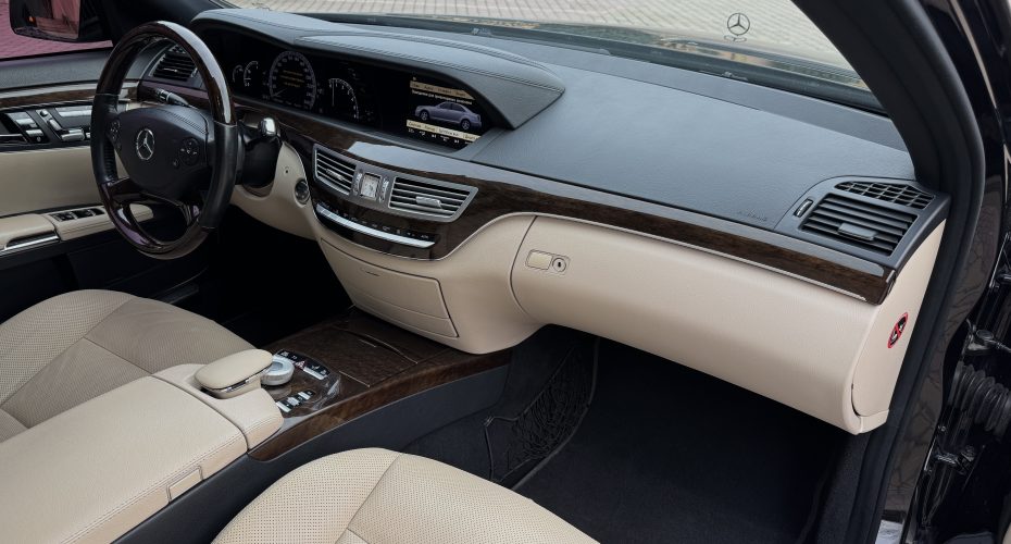 Mercedes-Benz S-Class 2011 продається за 18 500$