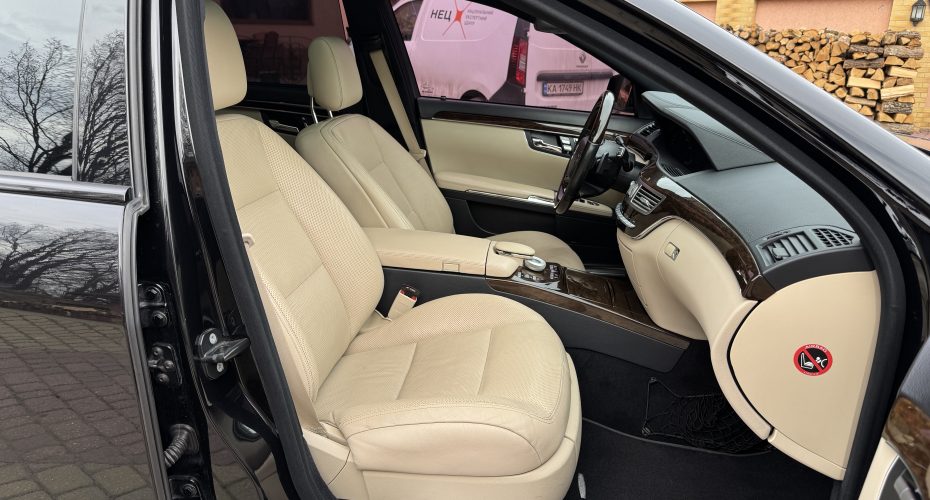 Mercedes-Benz S-Class 2011 продається за 18 500$