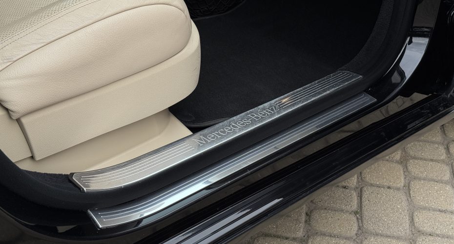 Mercedes-Benz S-Class 2011 продається за 18 500$