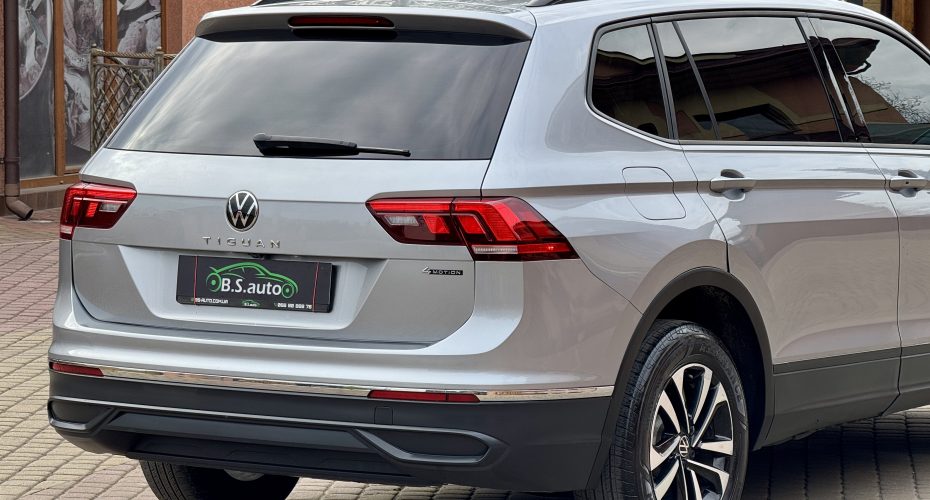Volkswagen Tiguan 2022 продається за Продано