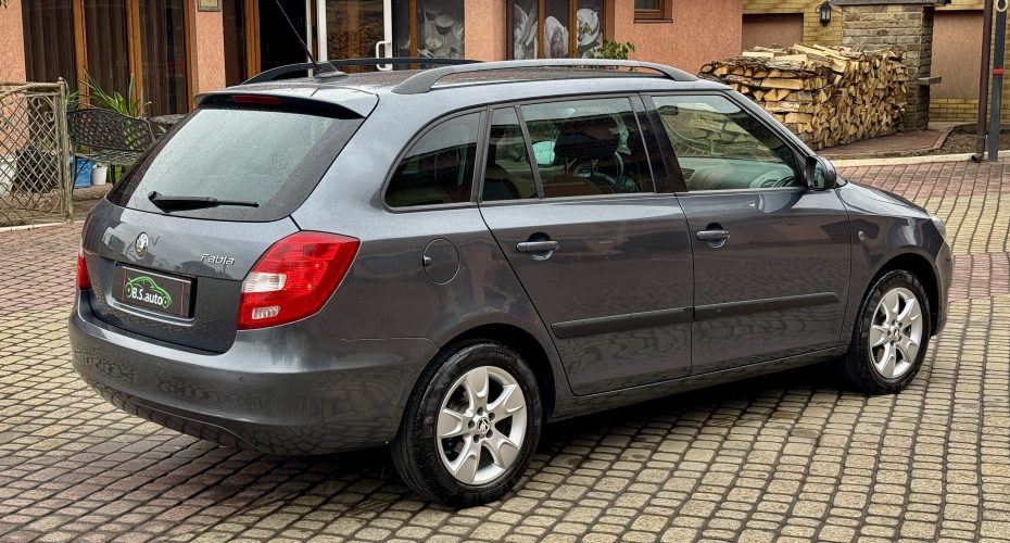 Skoda Fabia 2010 продається за 7 450$