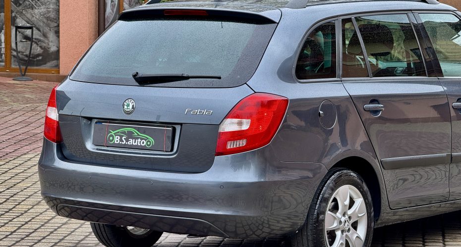 Skoda Fabia 2010 продається за 7 450$