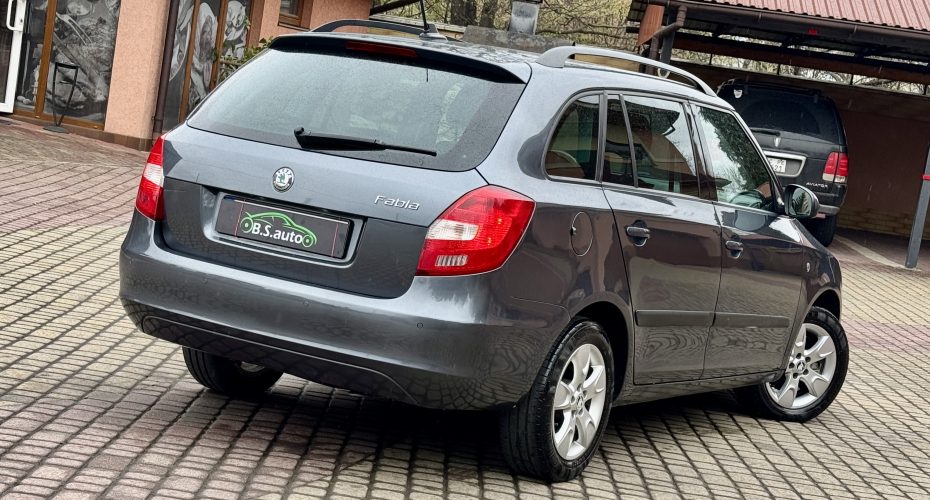 Skoda Fabia 2010 продається за 7 450$