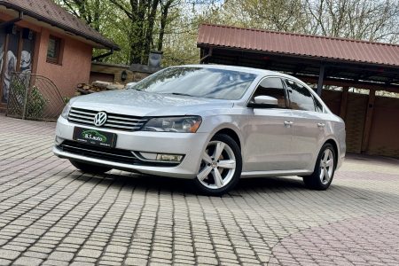 Volkswagen Passat photo