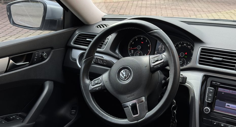 Volkswagen Passat продається за 9 300$