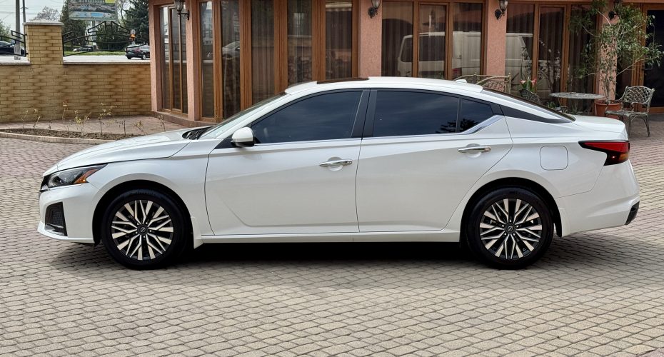 Nissan Altima SV 2024 продається за Продано