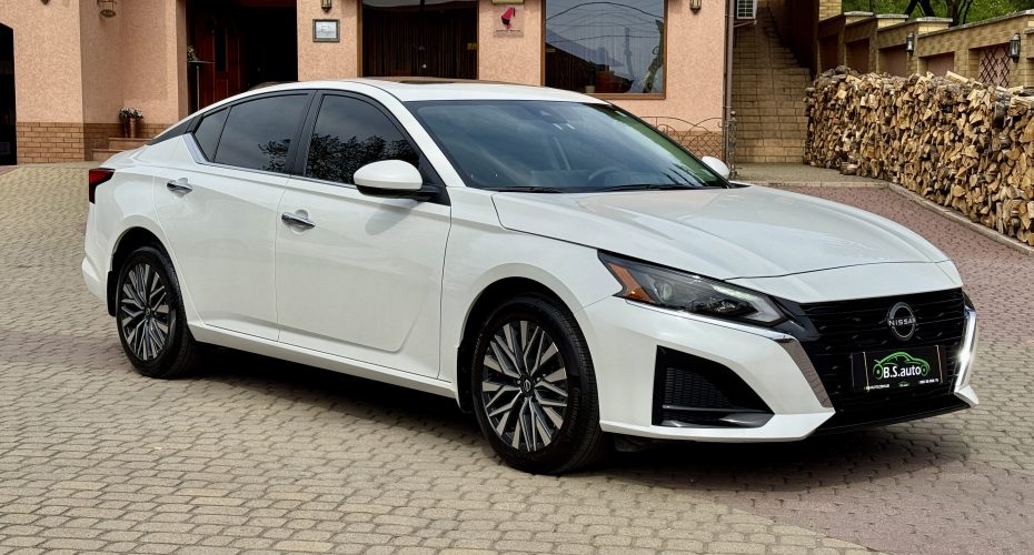 Nissan Altima SV 2024 продається за Продано