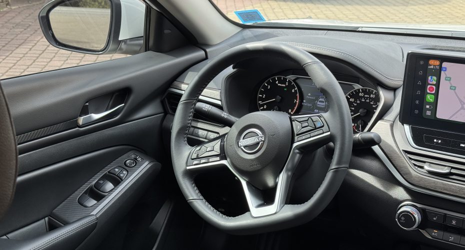 Nissan Altima SV 2024 продається за Продано