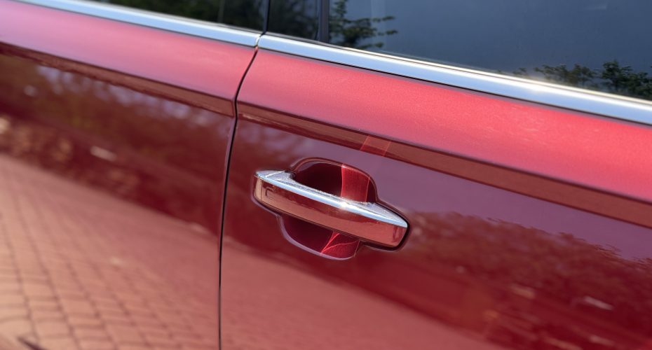 Audi A6 2017p продається за 18 900$