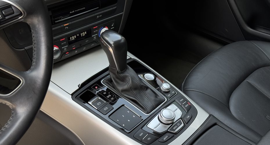 Audi A6 2017p продається за 18 900$