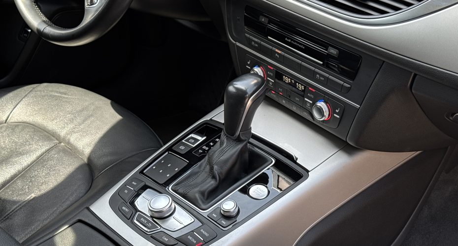 Audi A6 2017p продається за 18 900$
