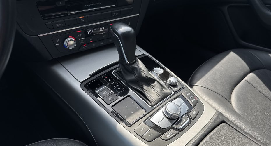 Audi A6 2017p продається за 18 900$