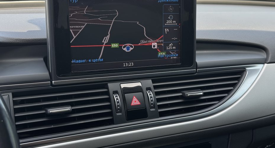 Audi A6 2017p продається за 18 900$