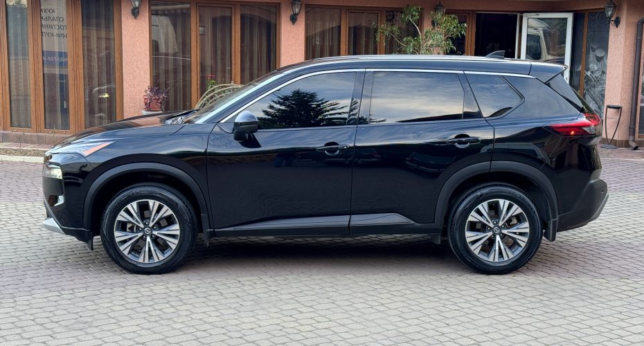 Nissan Rogue SV  2020 продається за 19 900$