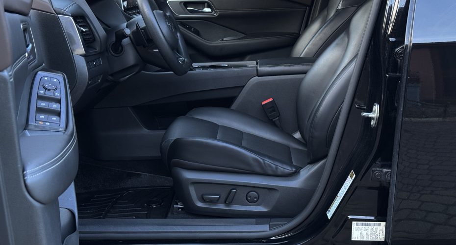 Nissan Rogue SV  2020 продається за 19 900$