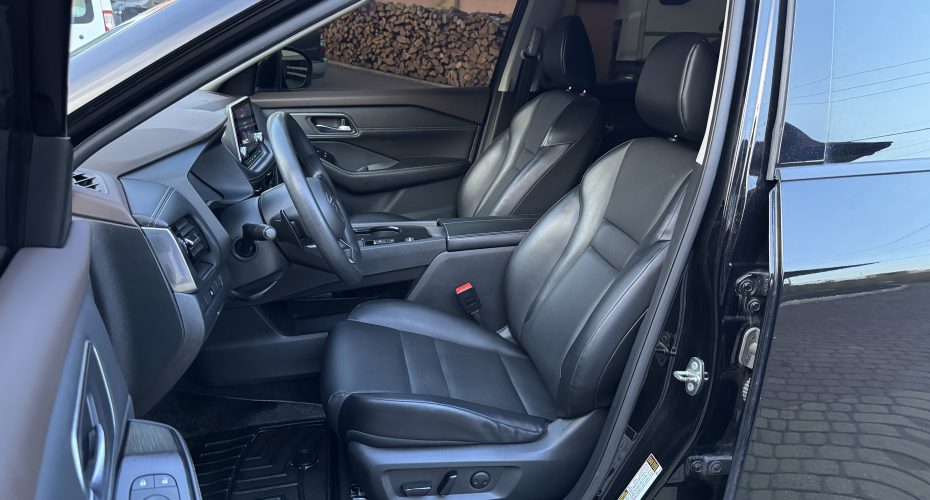 Nissan Rogue SV  2020 продається за 19 900$