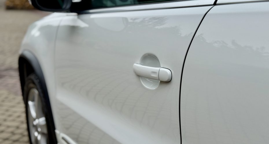 Volkswagen Tiguan R-line продається за 14 600$