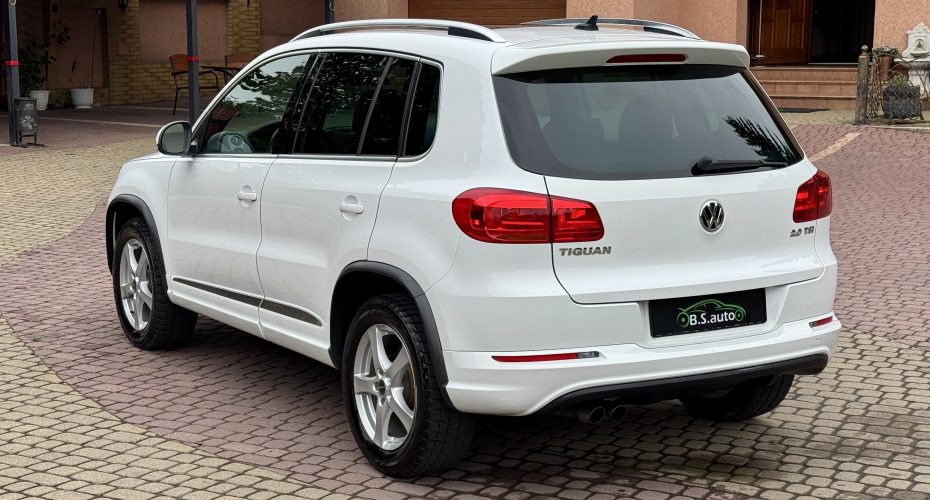 Volkswagen Tiguan R-line продається за 14 600$
