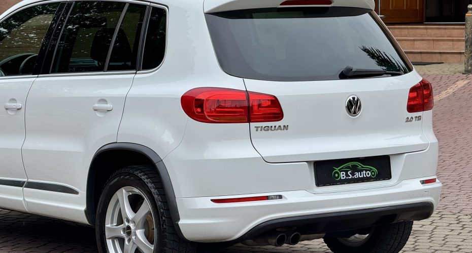 Volkswagen Tiguan R-line продається за 14 600$