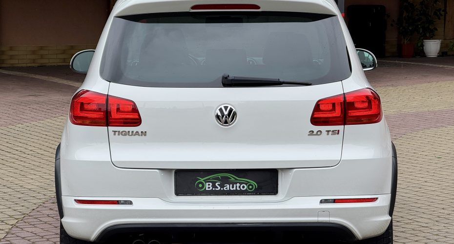 Volkswagen Tiguan R-line продається за 14 600$