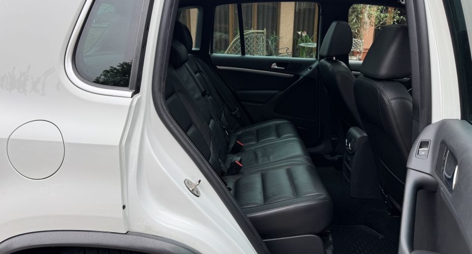Volkswagen Tiguan R-line продається за 14 600$