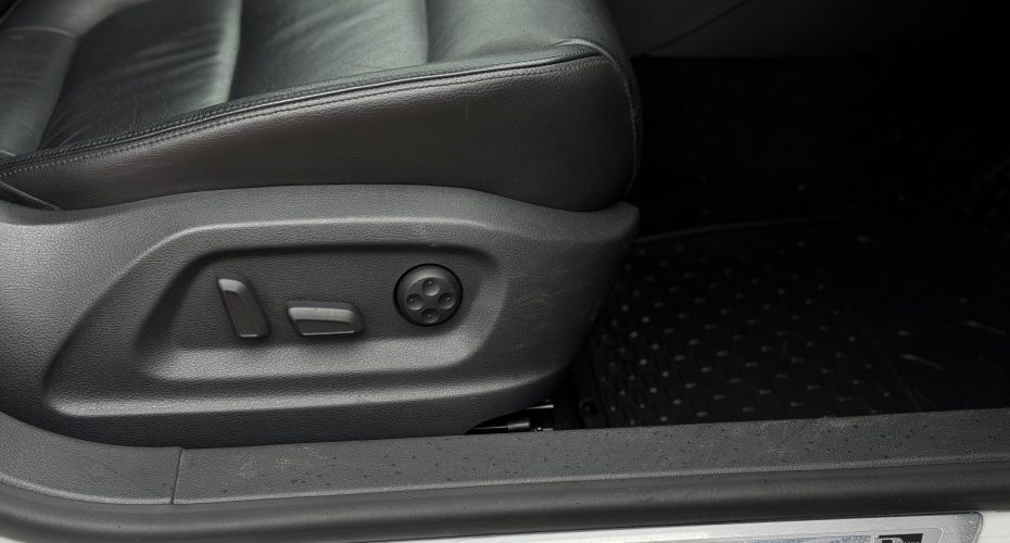 Volkswagen Tiguan R-line продається за 14 600$