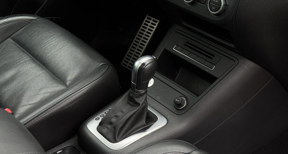 Volkswagen Tiguan R-line продається за 14 600$