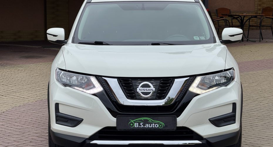 Nissan Rogue S 2018 продається за 13 900$