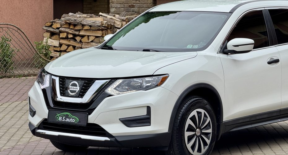 Nissan Rogue S 2018 продається за 13 900$