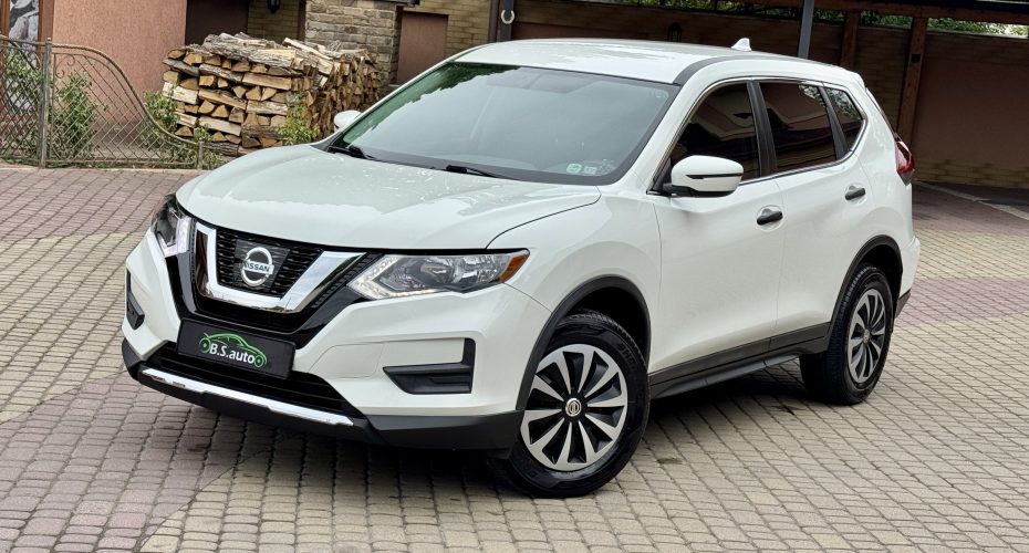 Nissan Rogue S 2018 продається за 13 900$