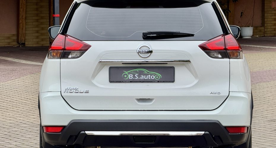 Nissan Rogue S 2018 продається за 13 900$