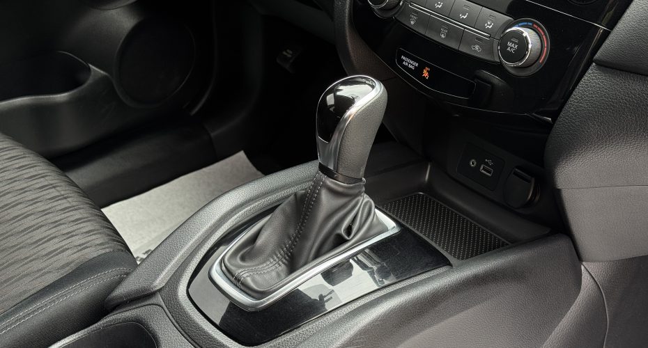 Nissan Rogue S 2018 продається за 13 900$