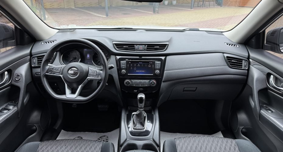 Nissan Rogue S 2018 продається за 13 900$