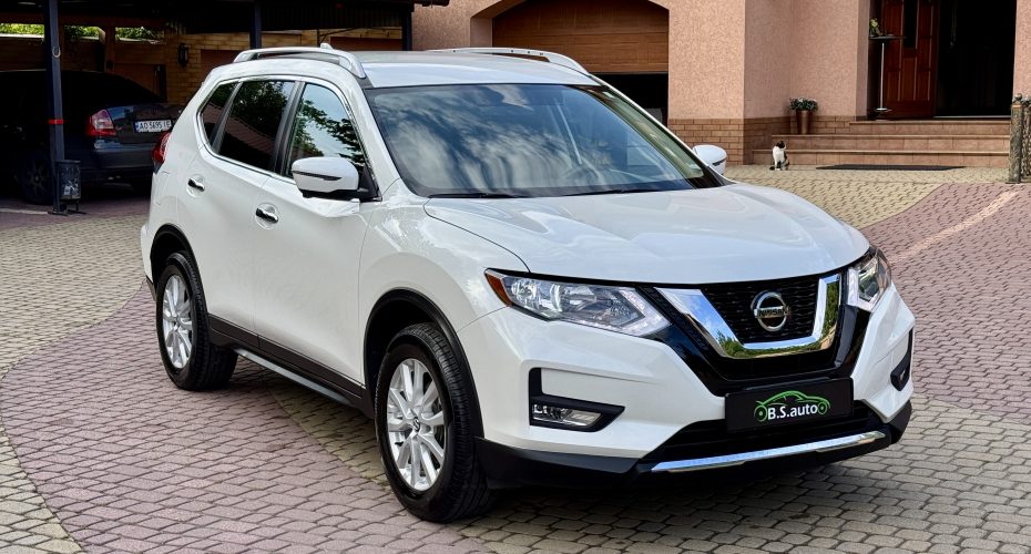 Nissan Rogue SV 2018 продається за 16 200$