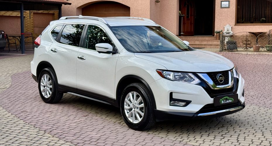 Nissan Rogue SV 2018 продається за 16 200$