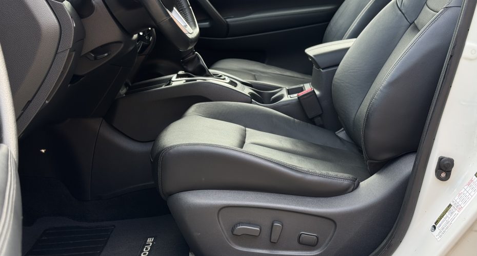 Nissan Rogue SV 2018 продається за 16 200$