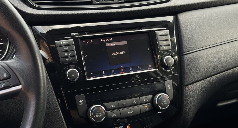 Nissan Rogue SV 2018 продається за 16 200$