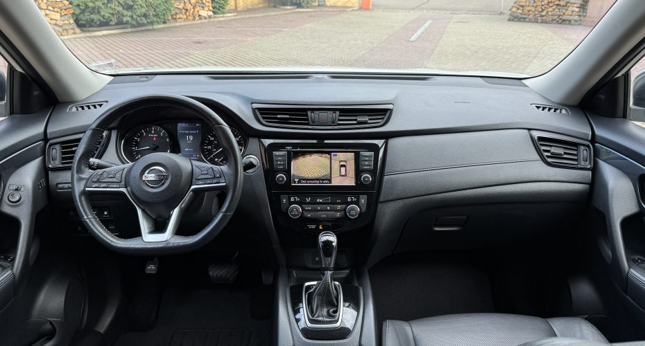 Nissan Rogue SV 2018 продається за 16 200$