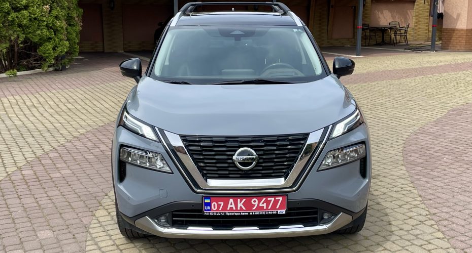Nisssan Rogue T33 Platinum AWD продається за Продано