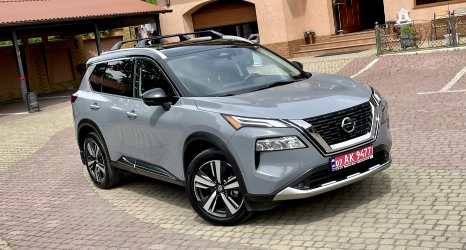 Nisssan Rogue T33 Platinum AWD продається за Продано