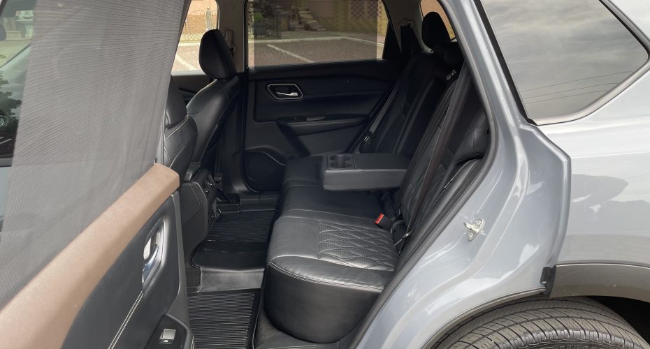 Nisssan Rogue T33 Platinum AWD продається за Продано