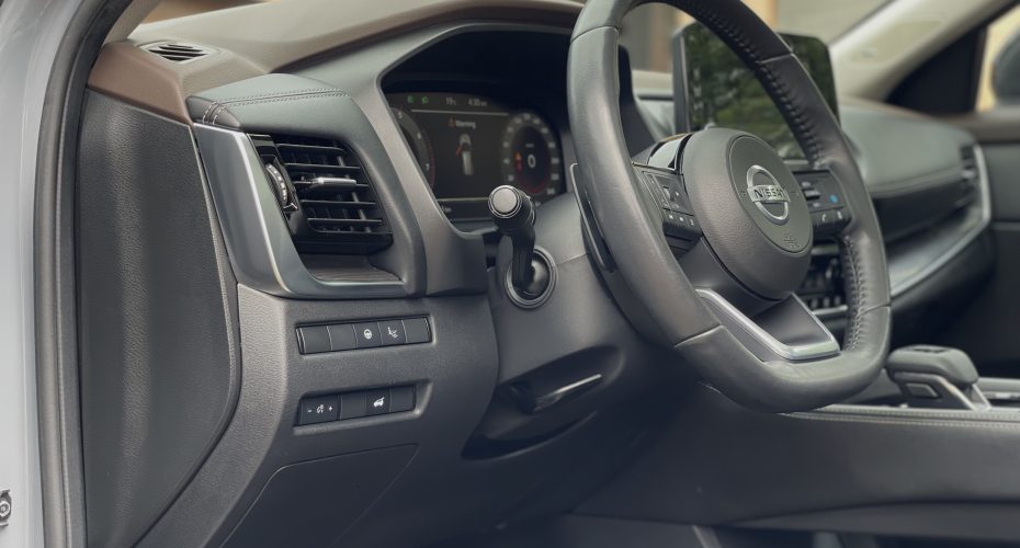 Nisssan Rogue T33 Platinum AWD продається за Продано