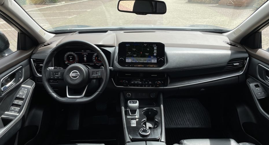 Nisssan Rogue T33 Platinum AWD продається за Продано